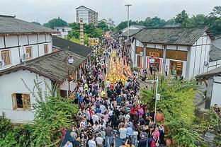 湖记：詹姆斯因左脚踝肌腱伤势将不会出战今日与爵士一战